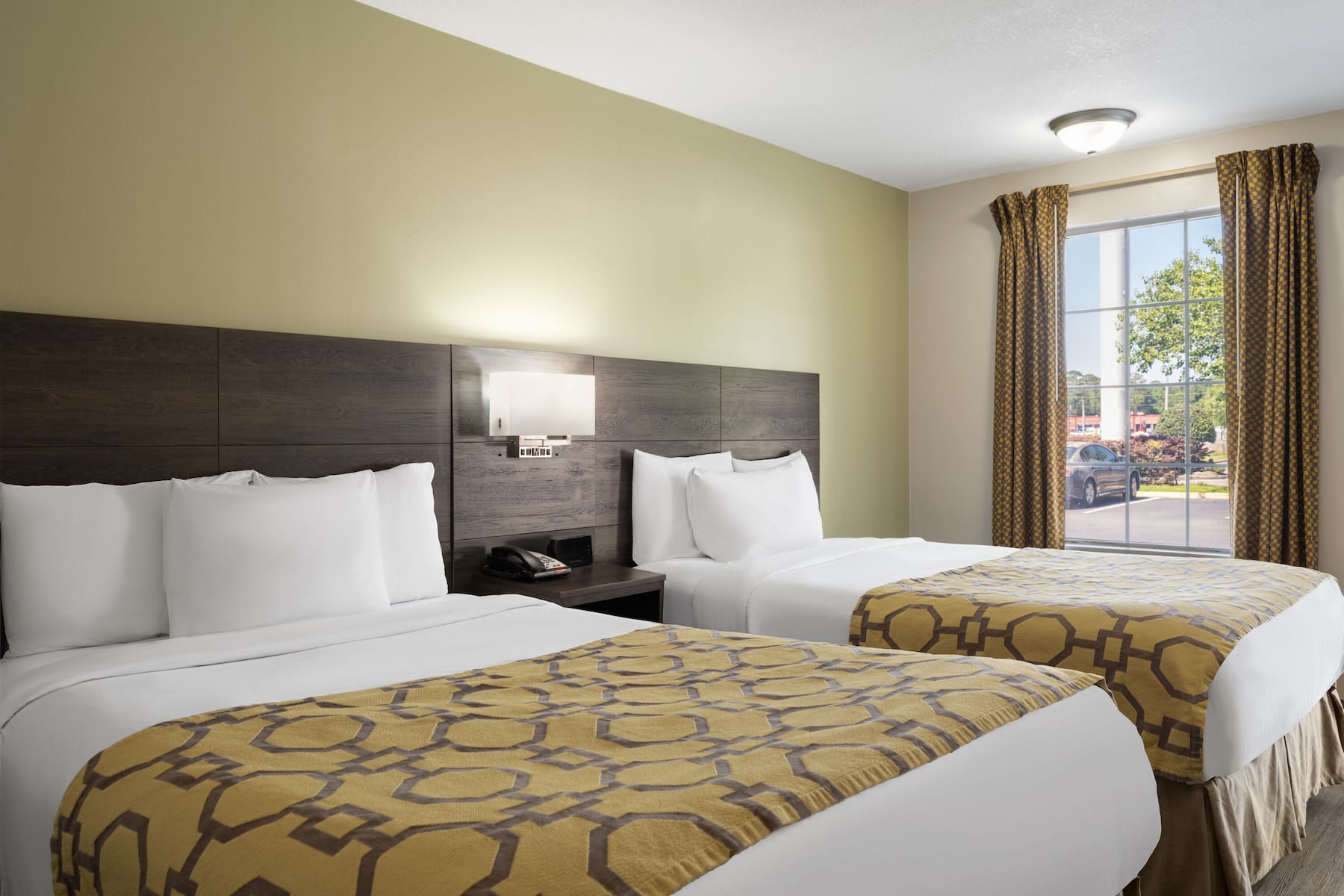 Comfortable Double Bed Guest Room